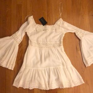 NWT Signiture8 White Lace Dress